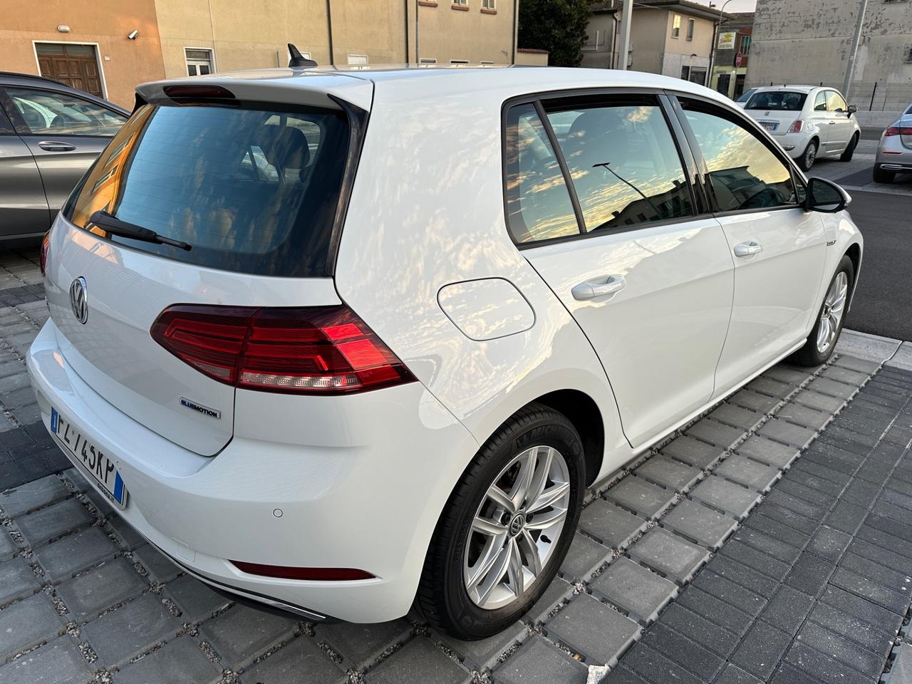 Volkswagen Golf 1.5 TGI DSG 5p. Business BlueMotion Technology METANO
