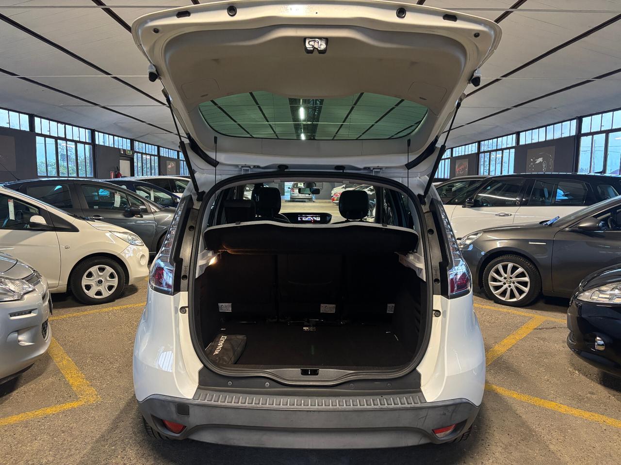 Renault Scenic XMod 1.5 dCi 110CV S&S Bose