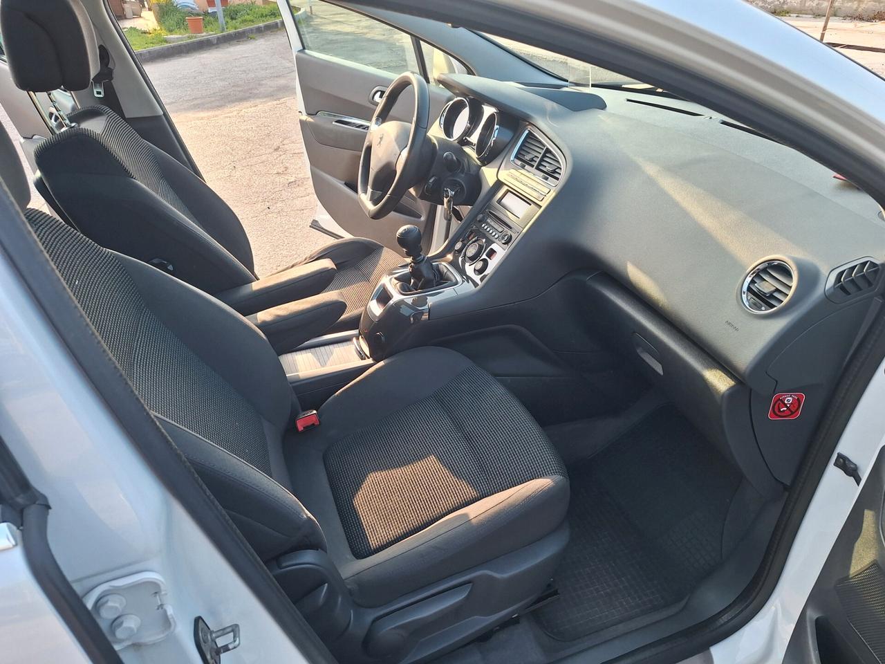 Peugeot 5008 2.0 HDi 150CV Allure 7 POSTI TETTO CRUIS €5