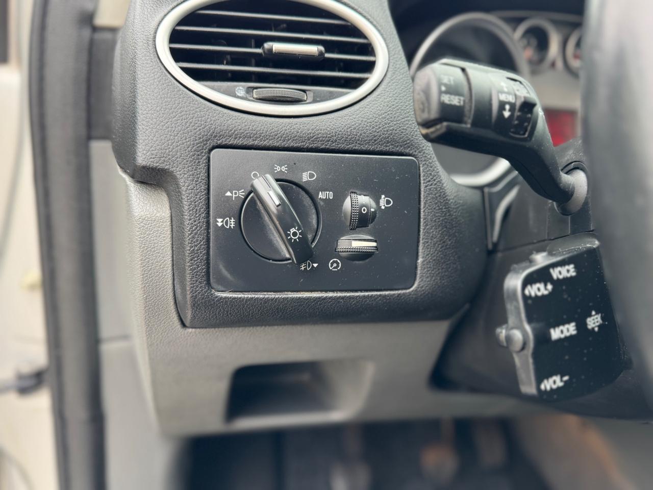 Ford Focus 1.6 TDCi (110CV) SW Tit. DPF