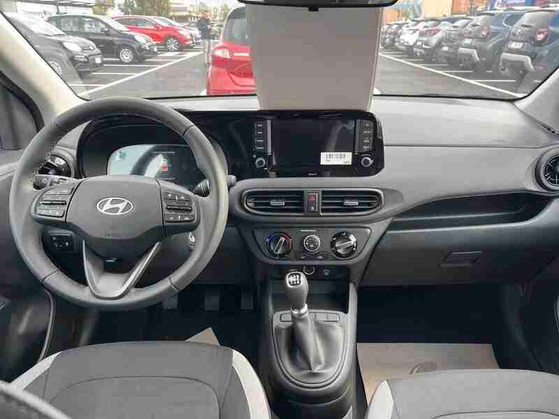 HYUNDAI I10 PE MY25 5P 1.0 MT CONNECTLINE