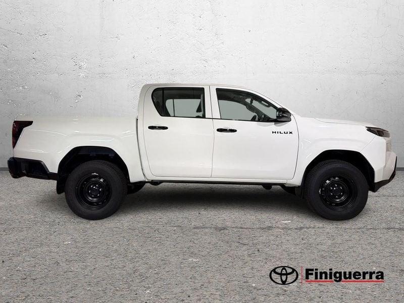Toyota Hilux 2.8 DIESEL MILD HYBRID 48V 204 CV AUTOMATICO