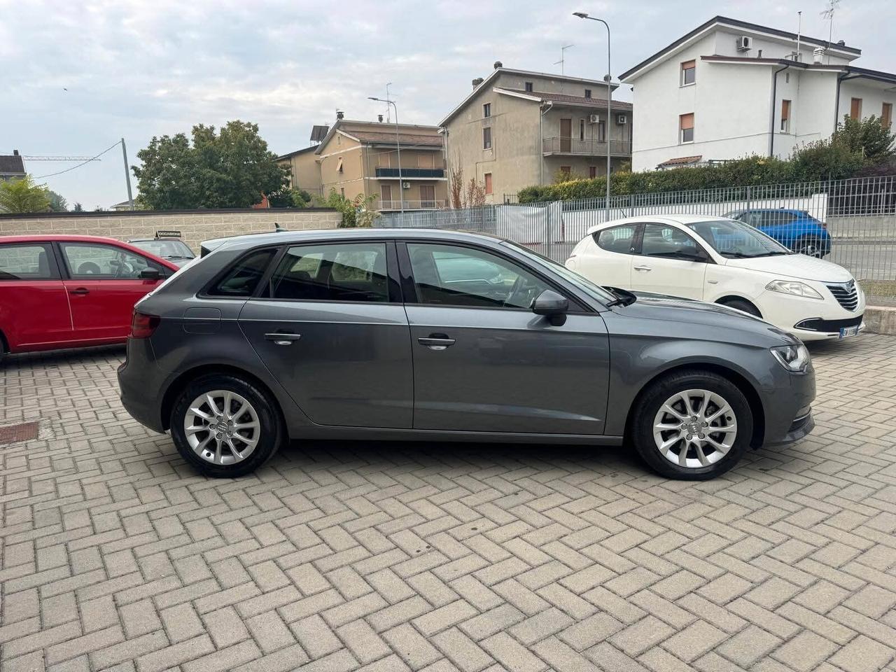 Audi A3 SPB 1.6 TDI clean diesel Admired