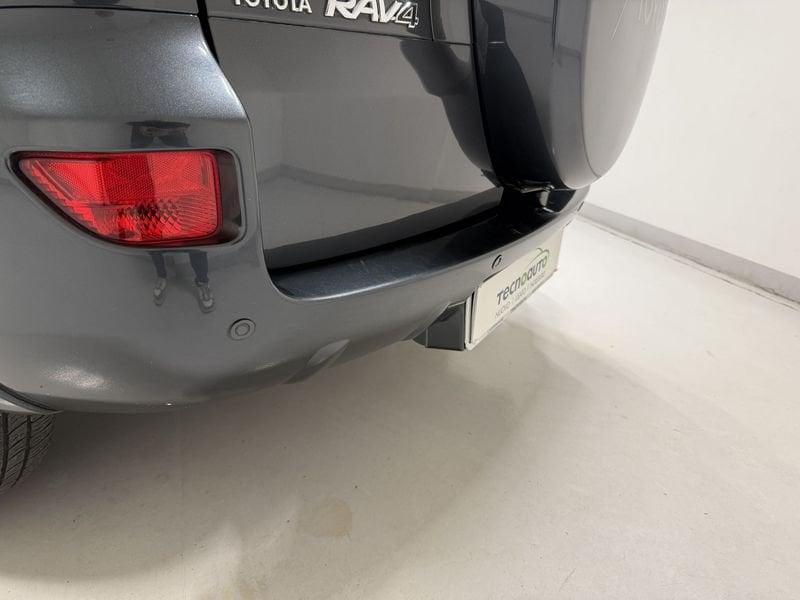 Toyota RAV4 RAV4 Crossover 2.2 d-cat Luxury 177cv