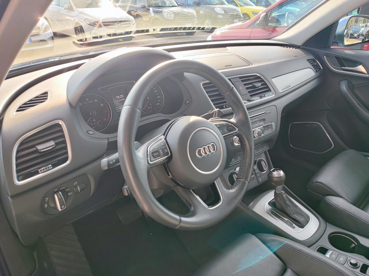 Audi Q3 2.0 TFSI 220 CV quattro S tronic Sport