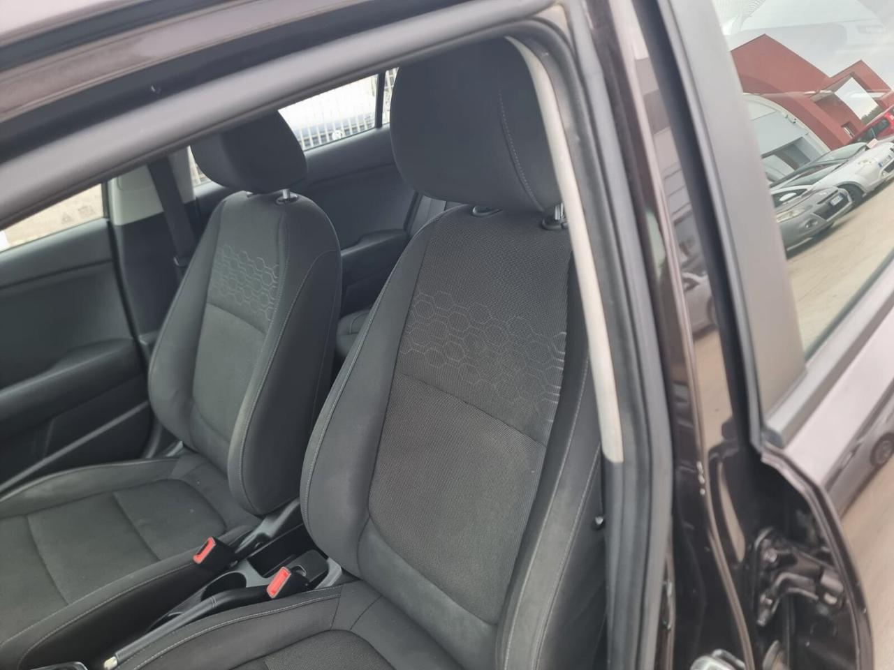 Kia Rio 1.4 CRDi 5p. Cool Collection