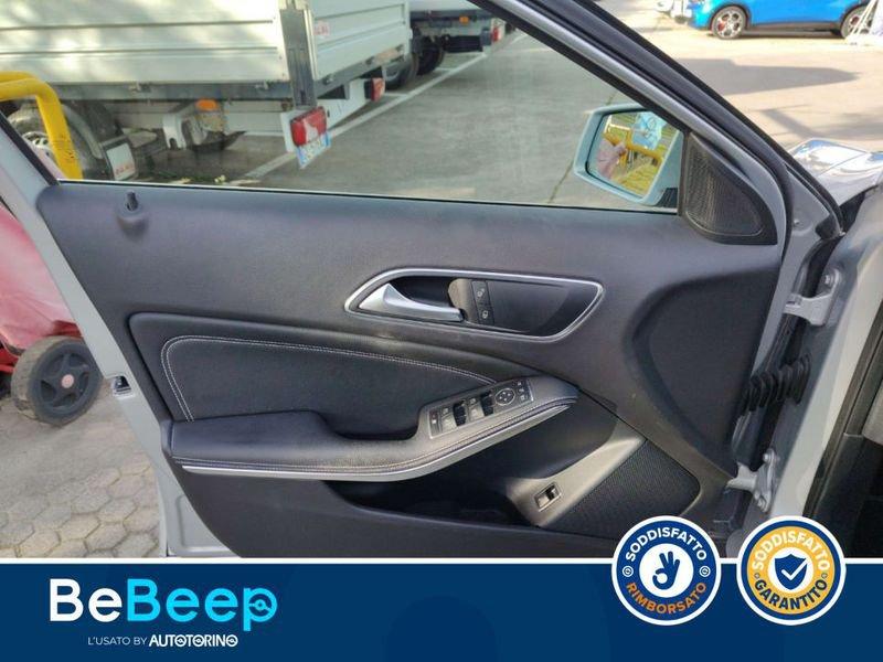 Mercedes-Benz GLA 200 D SPORT AUTO