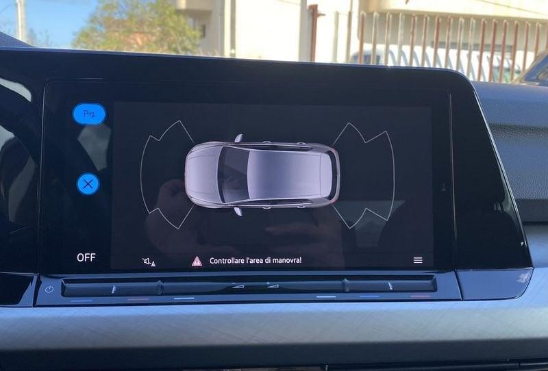 Volkswagen Golf 8 Life 2.0 TDI 116 CV