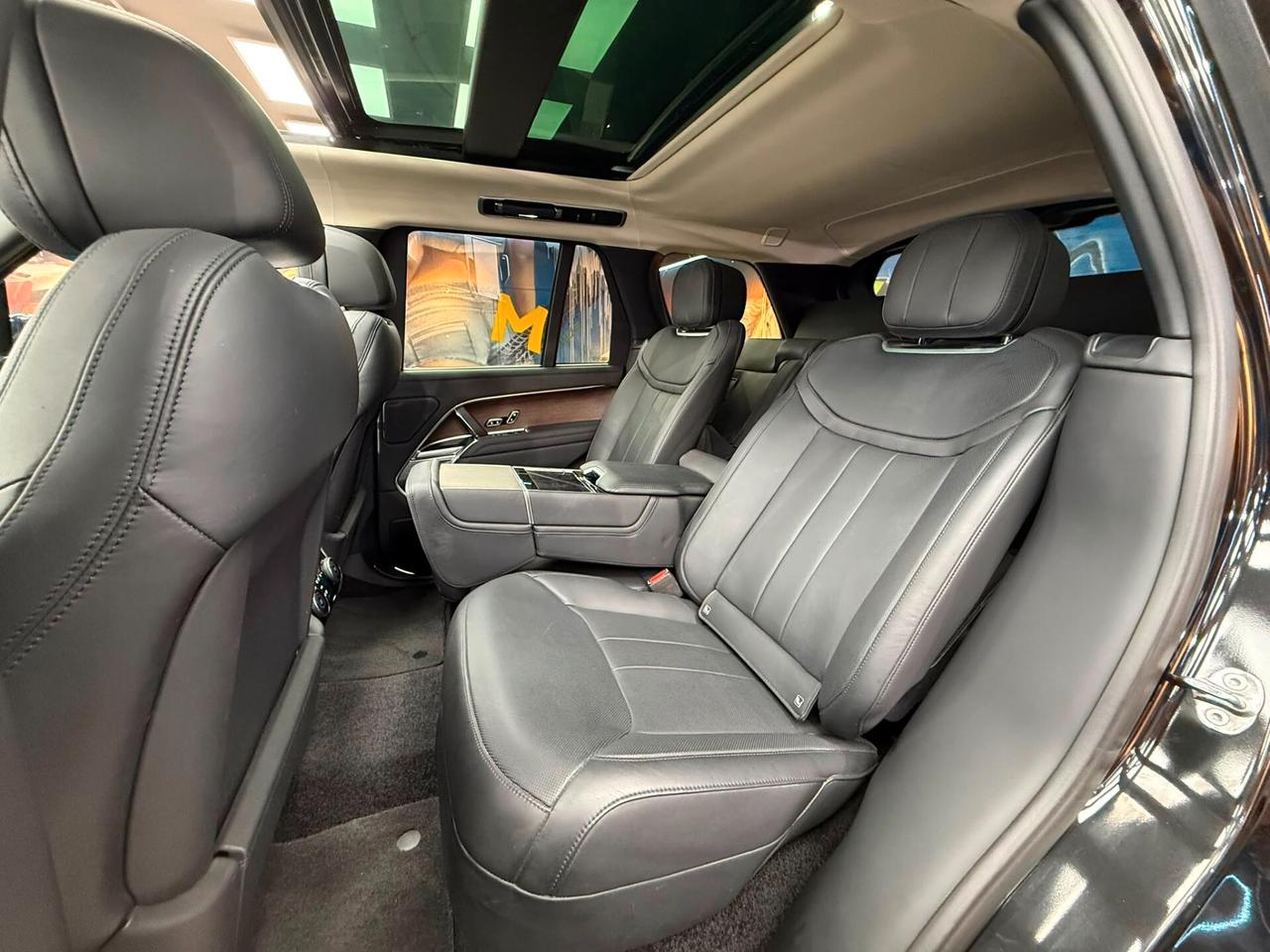Land Rover Vogue 3.0D l6 350 CV SV (715)