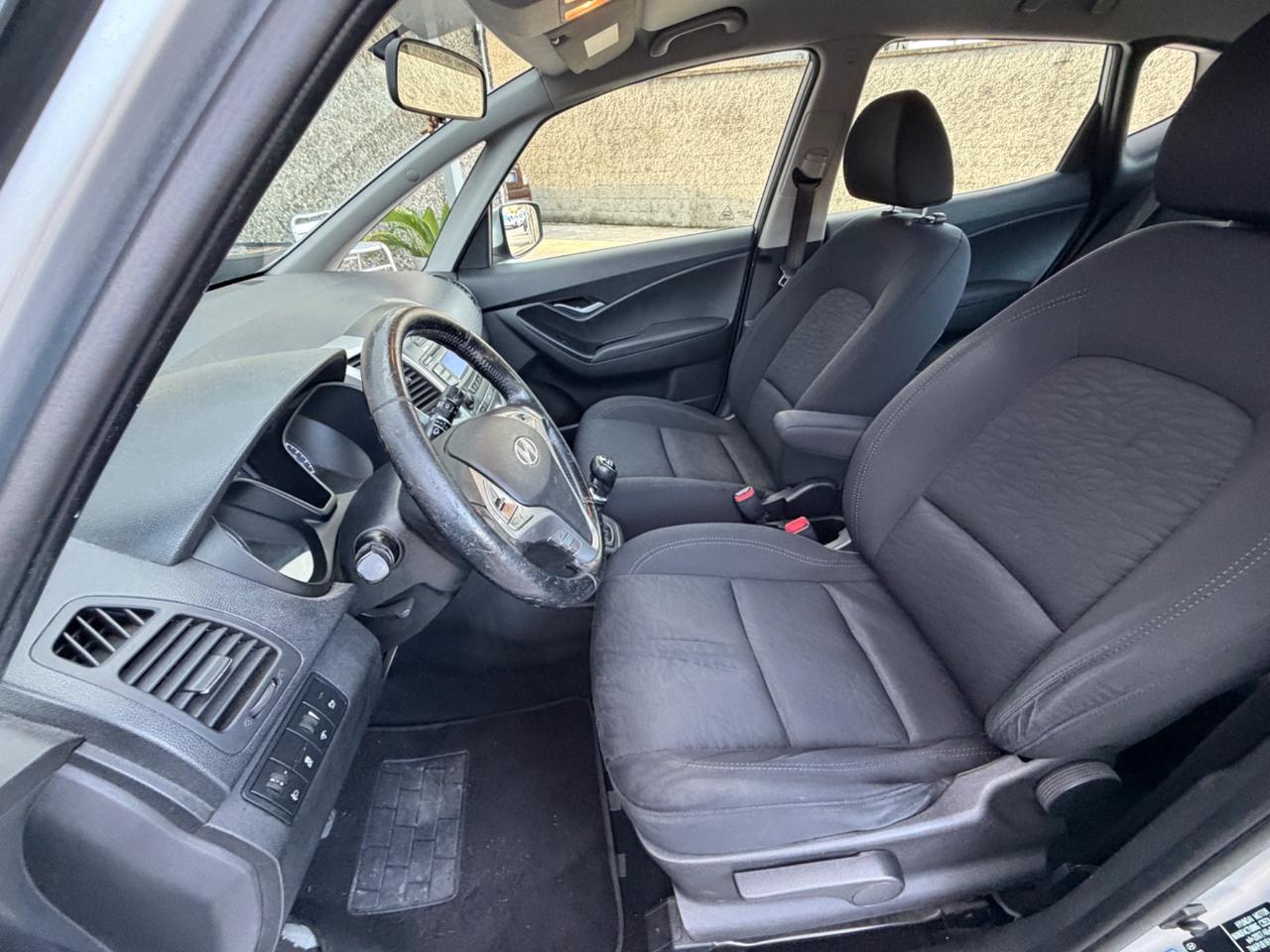 Hyundai iX20 2012 1.4 CRDI 90CV NEOPATENTATI