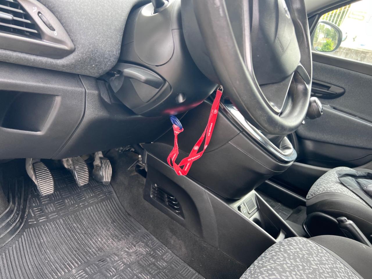 Lancia Ypsilon 1.2 69 CV 5 porte S&S Gold+Blockshaft