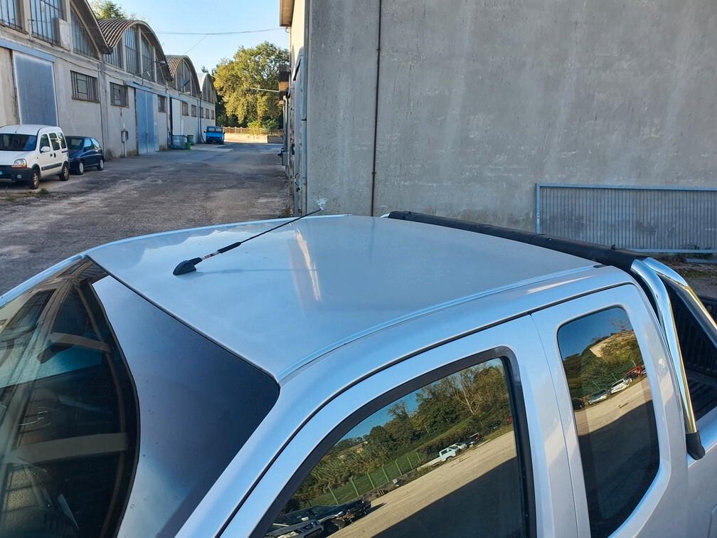 Nissan Navara (D40) 2.5 dCi 174CV 4WD Cab. Singola