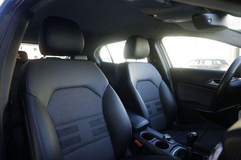 Mercedes-Benz GLA Mercedes-Benz GLA 180 d Sport 80KW ANNO 2017