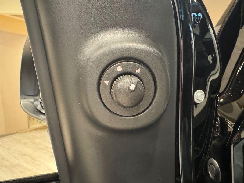 FIAT Panda Panda 1.0 FireFly S&S Hybrid Pandina pack cross