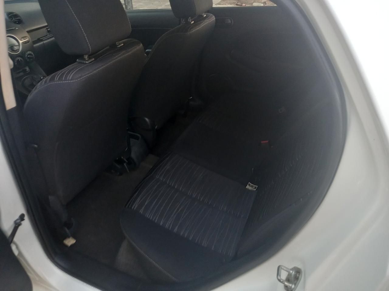 MAZDA 2 1.4 TDCI