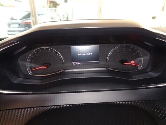 Peugeot 2008 BlueHDi 110 Allure Pack ITALIANA