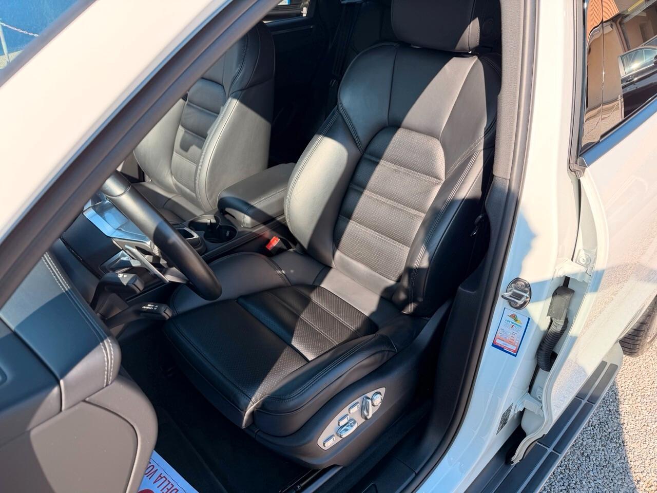 Porsche Macan 2.0 245cv pdk