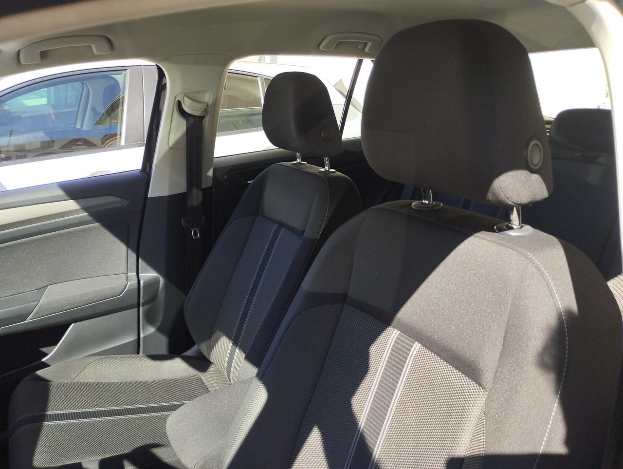 Volkswagen T-Roc 2.0 TDI SCR Business BlueMotion Technology