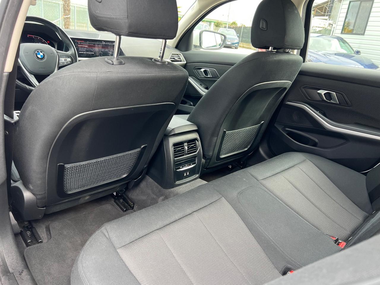 Bmw 320d 48V xDrive Touring Business Advantage