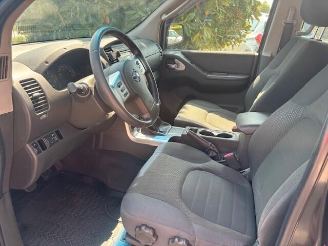 Nissan Navara 2.5 dCi 190CV 4 porte Double Cab XE