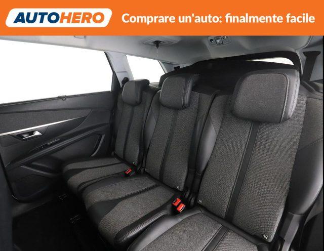 PEUGEOT 5008 BlueHDi 120 S&S Allure
