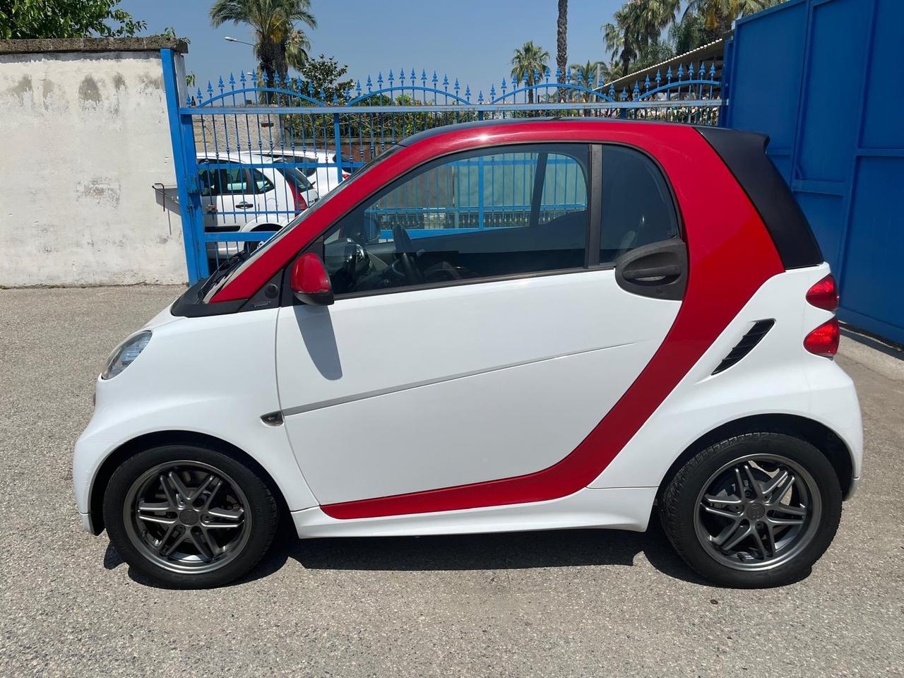 Smart for two 1.0 mhd/71 cv- km 69000-2014