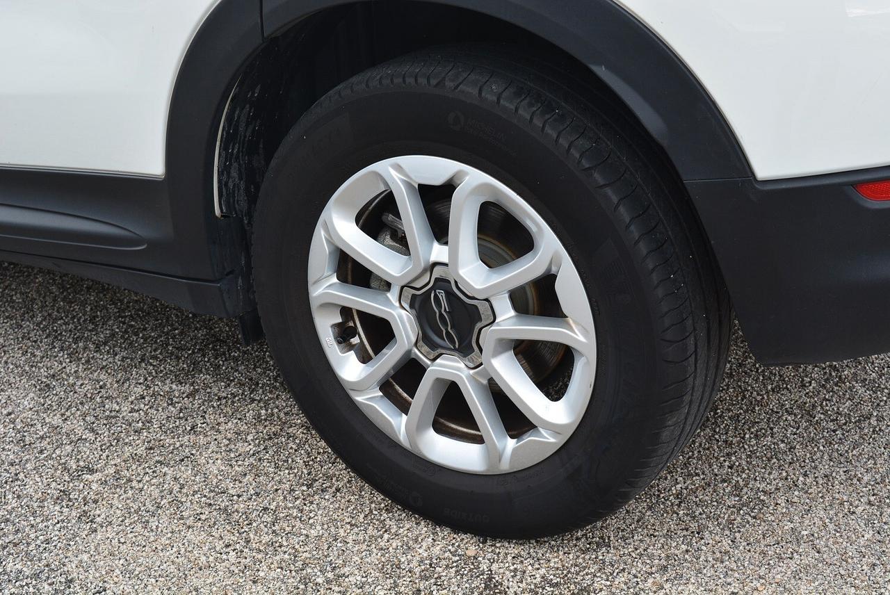 Fiat 500X 1.3 Mjet 95 CV City Cross Bicolor telecamera