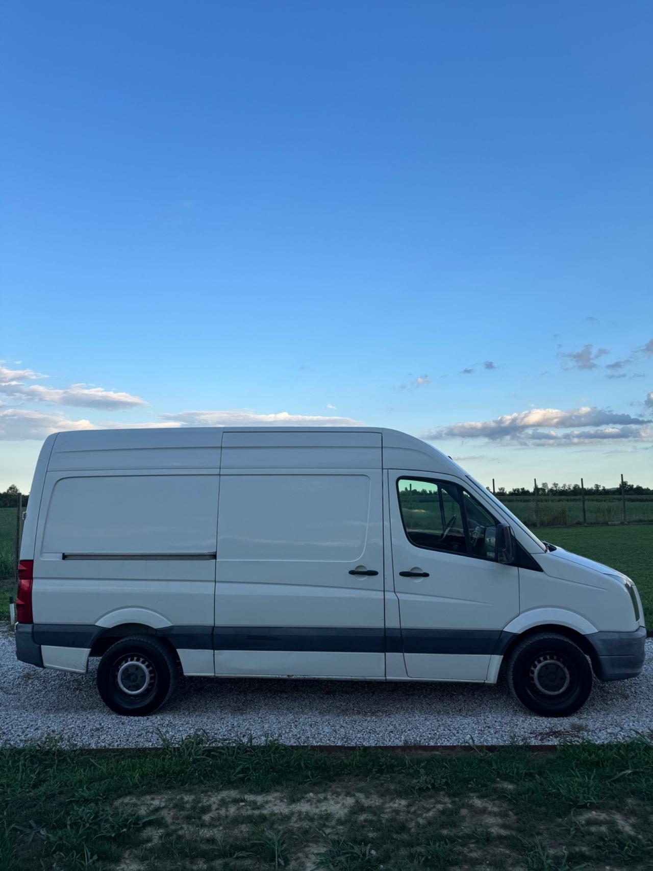 Volkswagen Crafter 2.5 L2H2