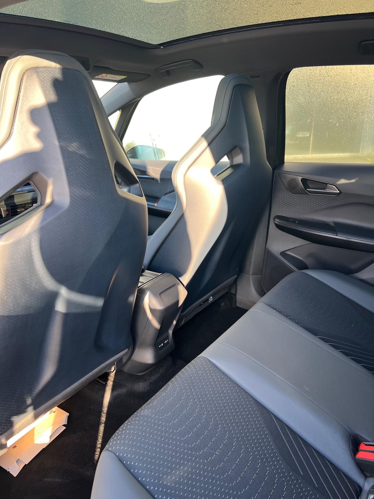 CUPRA Born VZ possibilità noleggio no scoring