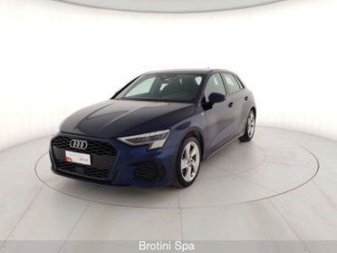 Audi A3 SPB 35 TFSI Identity Black