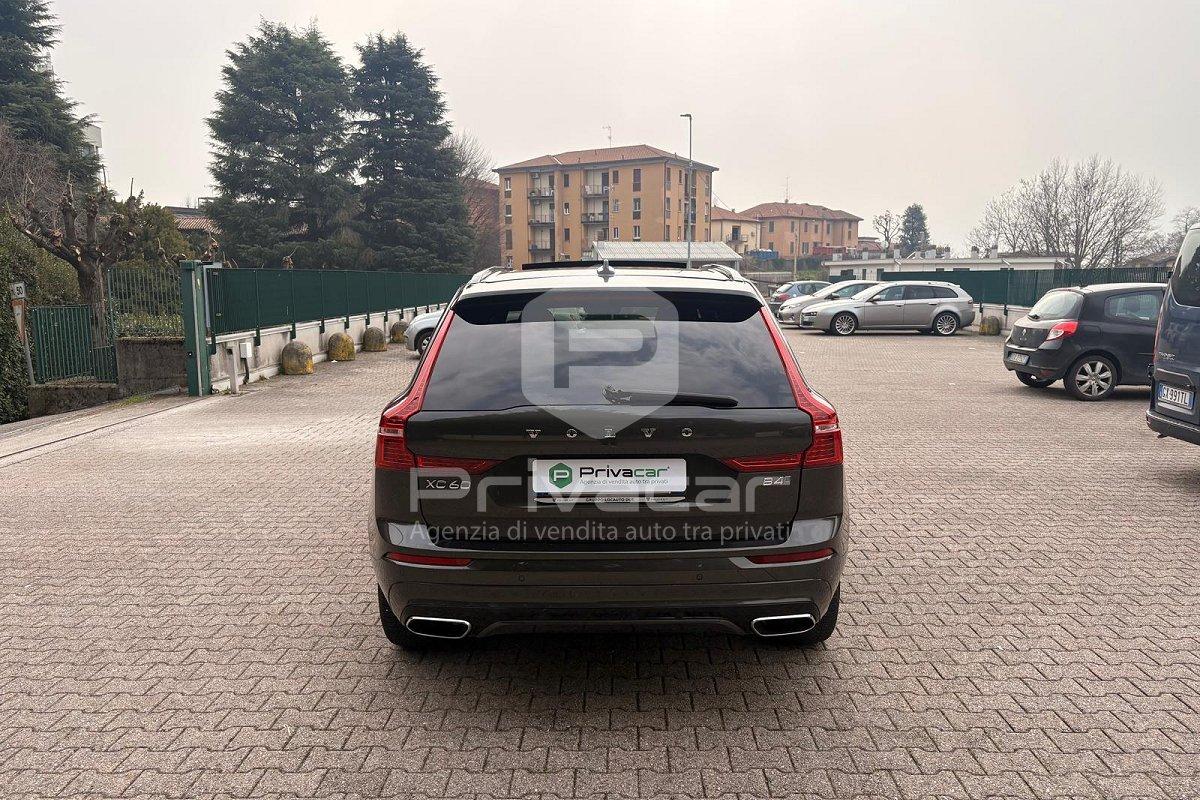 VOLVO XC60 B4 Geartronic R-design