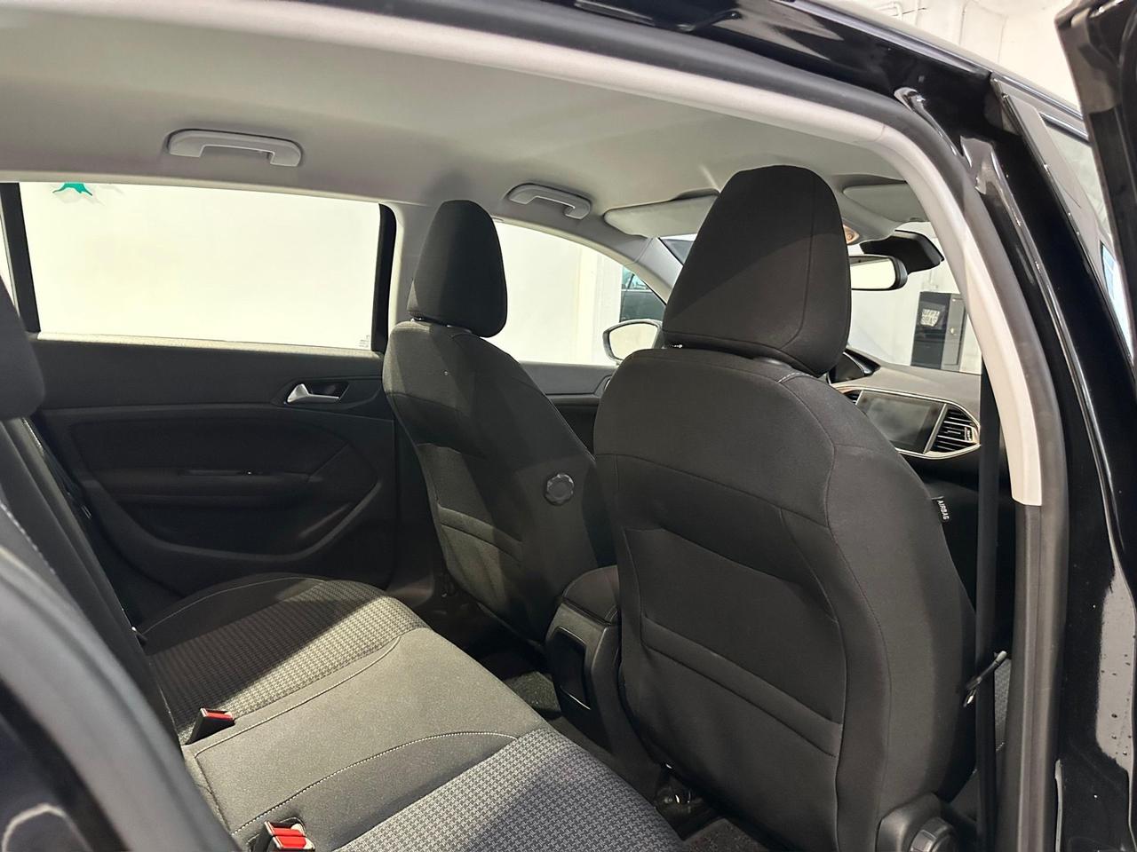 Peugeot 308 BlueHDi 120 S&S EAT6 GT Line