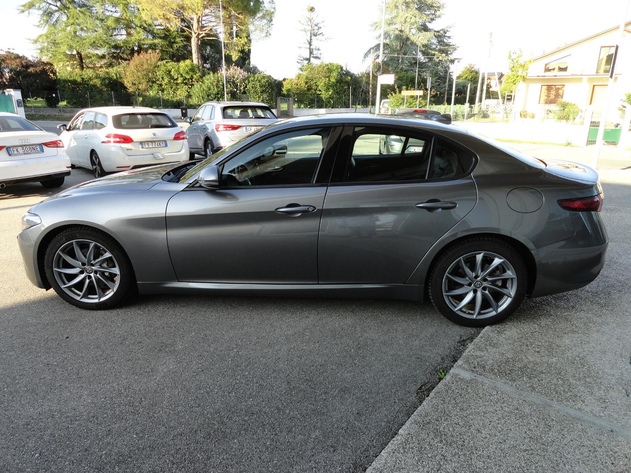 Alfa Romeo Giulia 2.2 Turbodiesel 150 CV AT8 Business