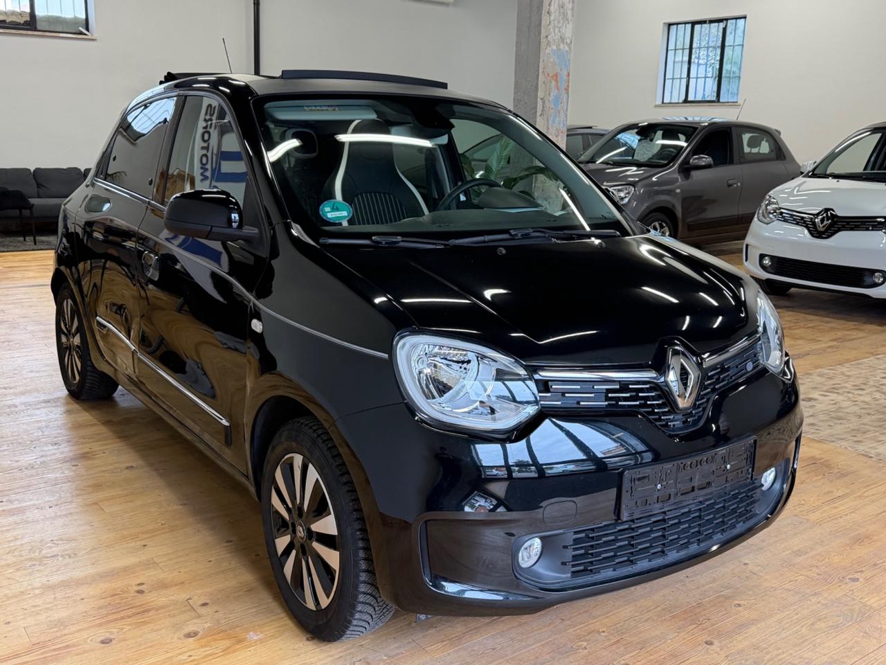Renault Twingo INTENS FALTDACH LED NAVI PELLE