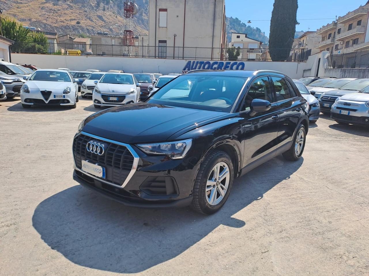 Audi Q3 35 TDI S tronic Business