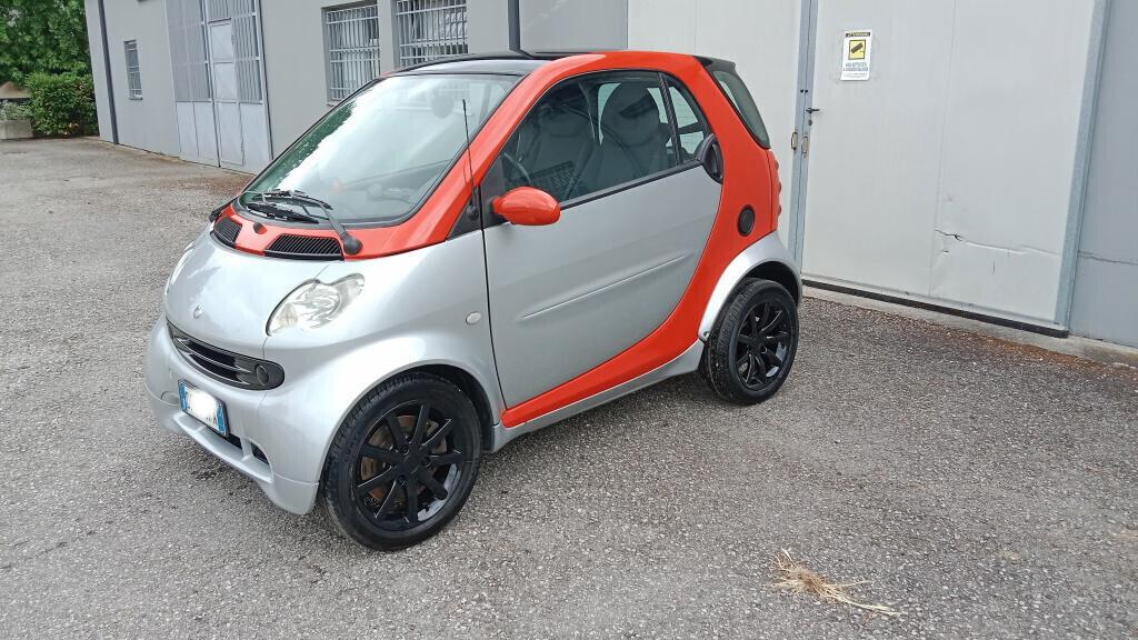 Smart Fortwo 700 benzina (MOTORE REVISIONATO) -