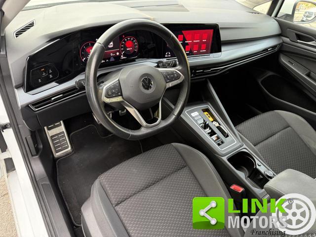 VOLKSWAGEN Golf 8 ACTIVE
