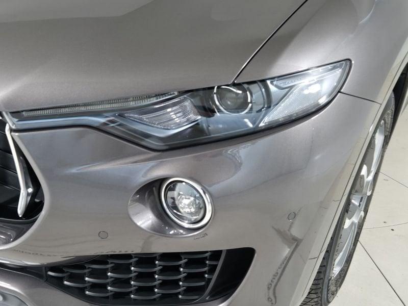 Maserati Levante Diesel 3.0 V6 250cv auto