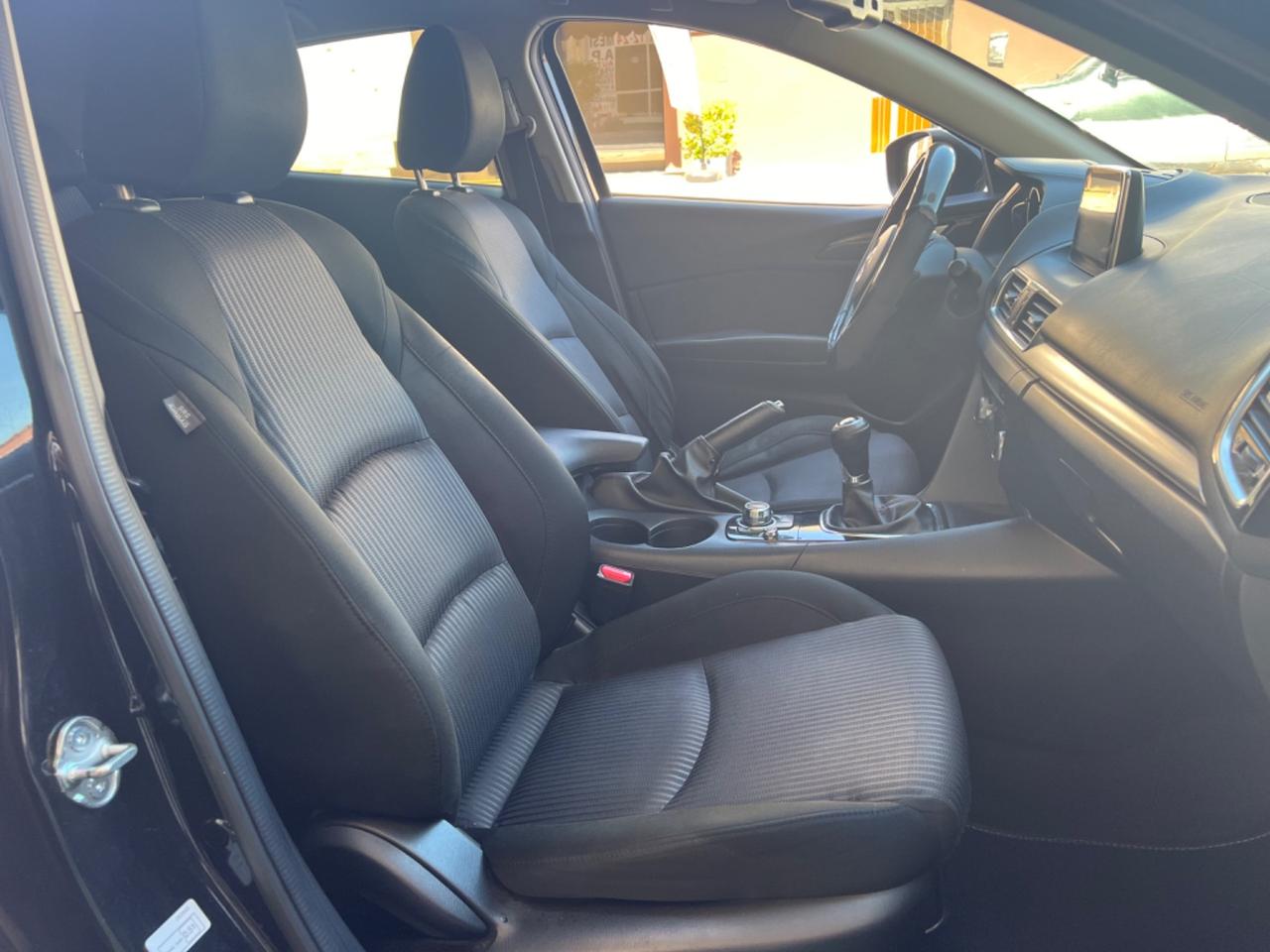 Mazda 3 Mazda3 2.2 Skyactiv-D Exceed