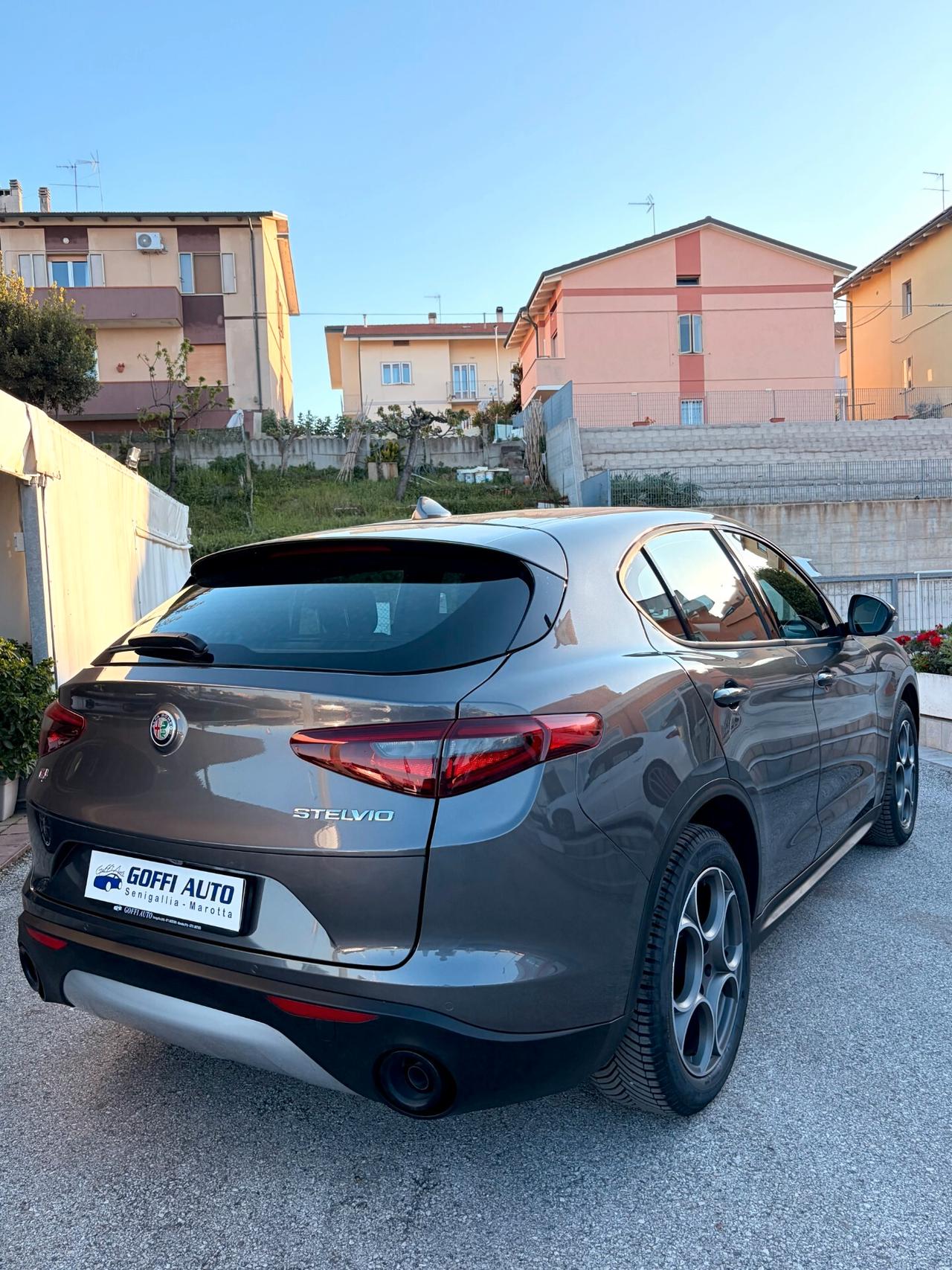 Alfa Romeo Stelvio 2.2 Turbodiesel 190 CV AT8 Q4 Super Business