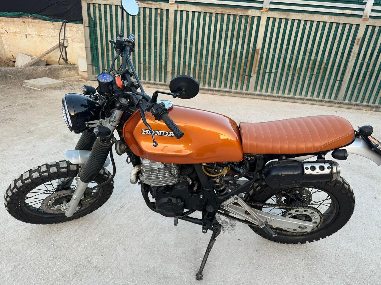 Honda nx 650 dominator perfetta