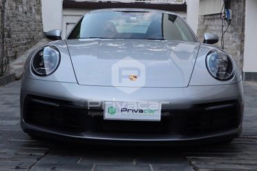 PORSCHE 911 Carrera 4S