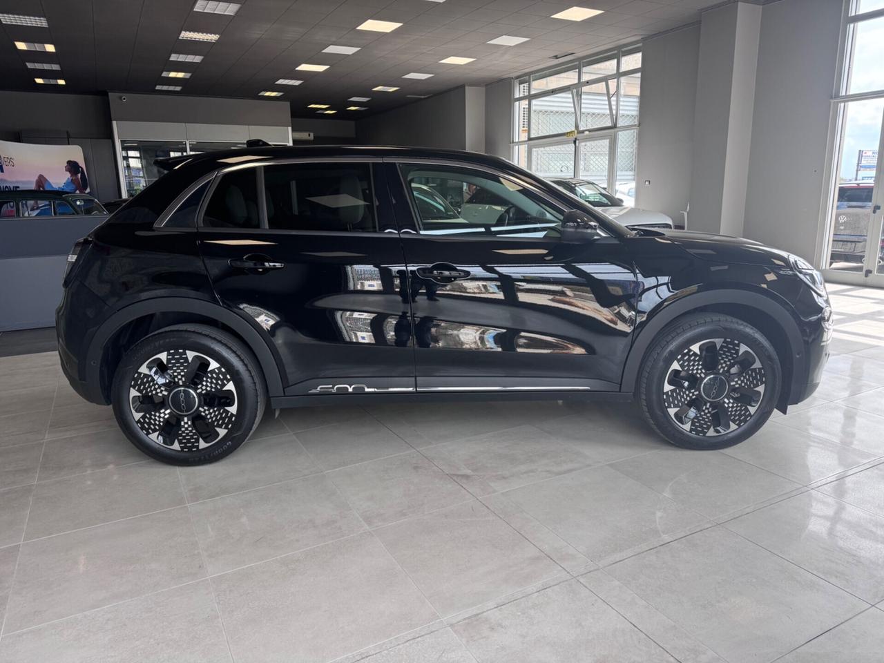 FIAT 600 HYBRID AUTOMATICA LA PRIMA MY2025