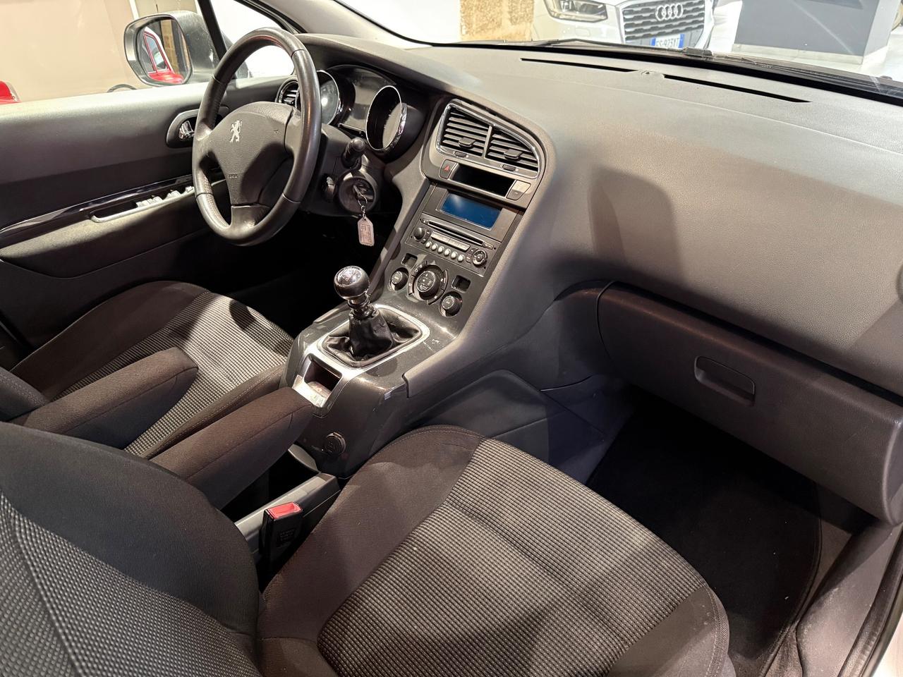 Peugeot 5008 2.0 HDi 150CV Tecno