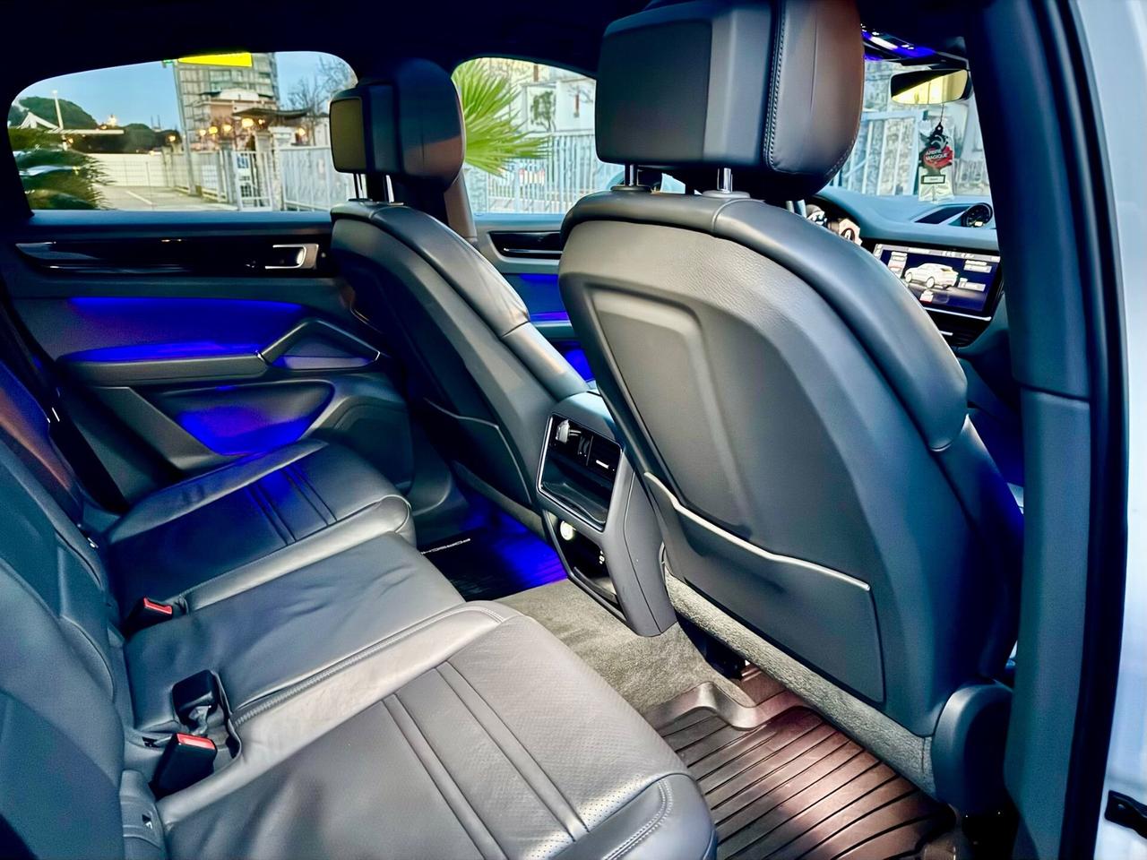 PORSCHE CAYENNE 3.0 462cv E-HYBRID FULL (PERMUTO)