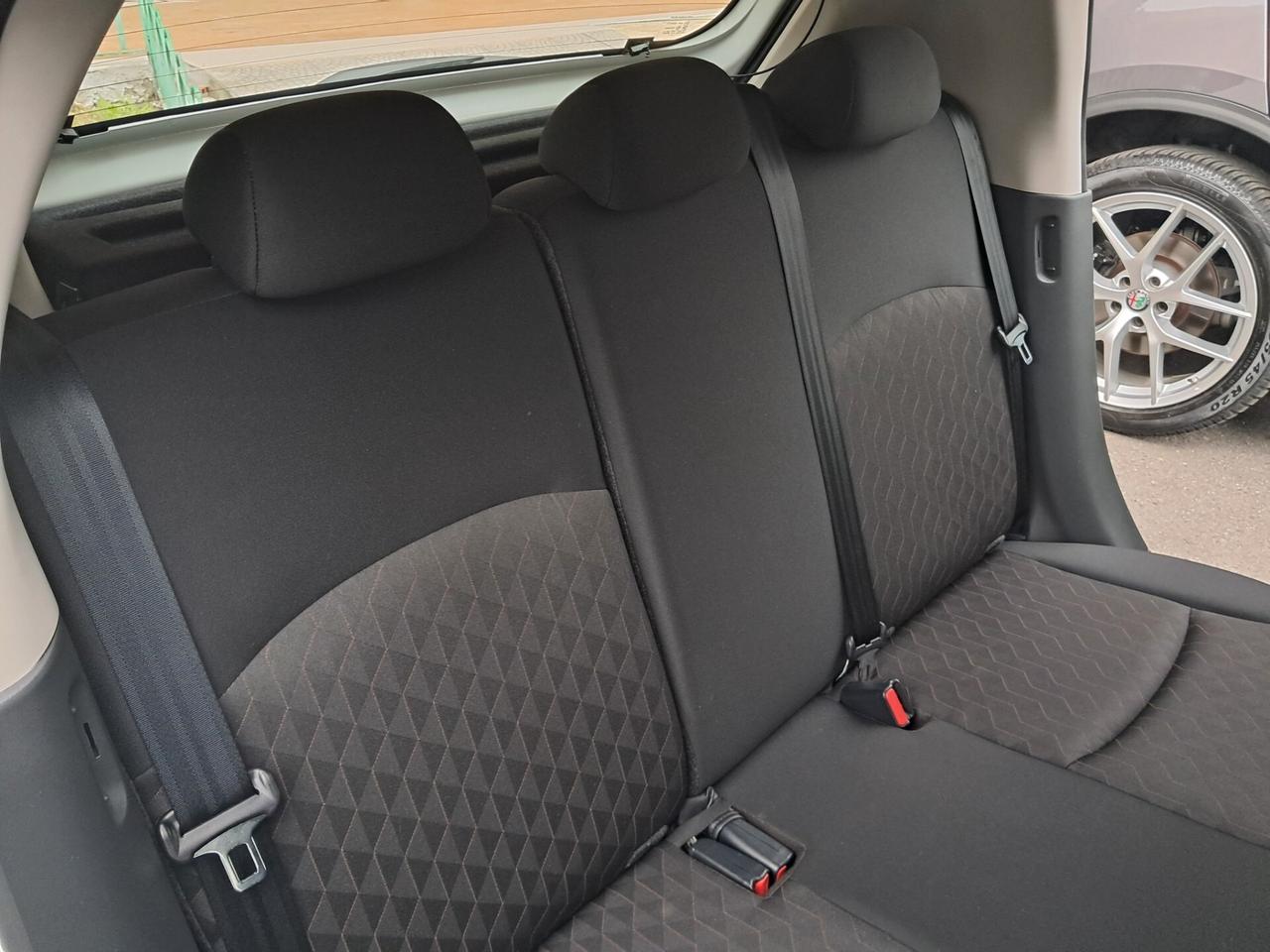 Mitsubishi Space Star 1.2 71 cv Invite SDA