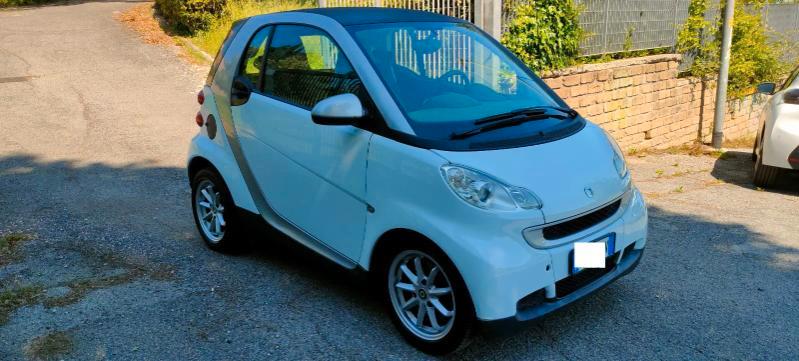 Smart fortwo fortwo 1000 52 kW MHD
