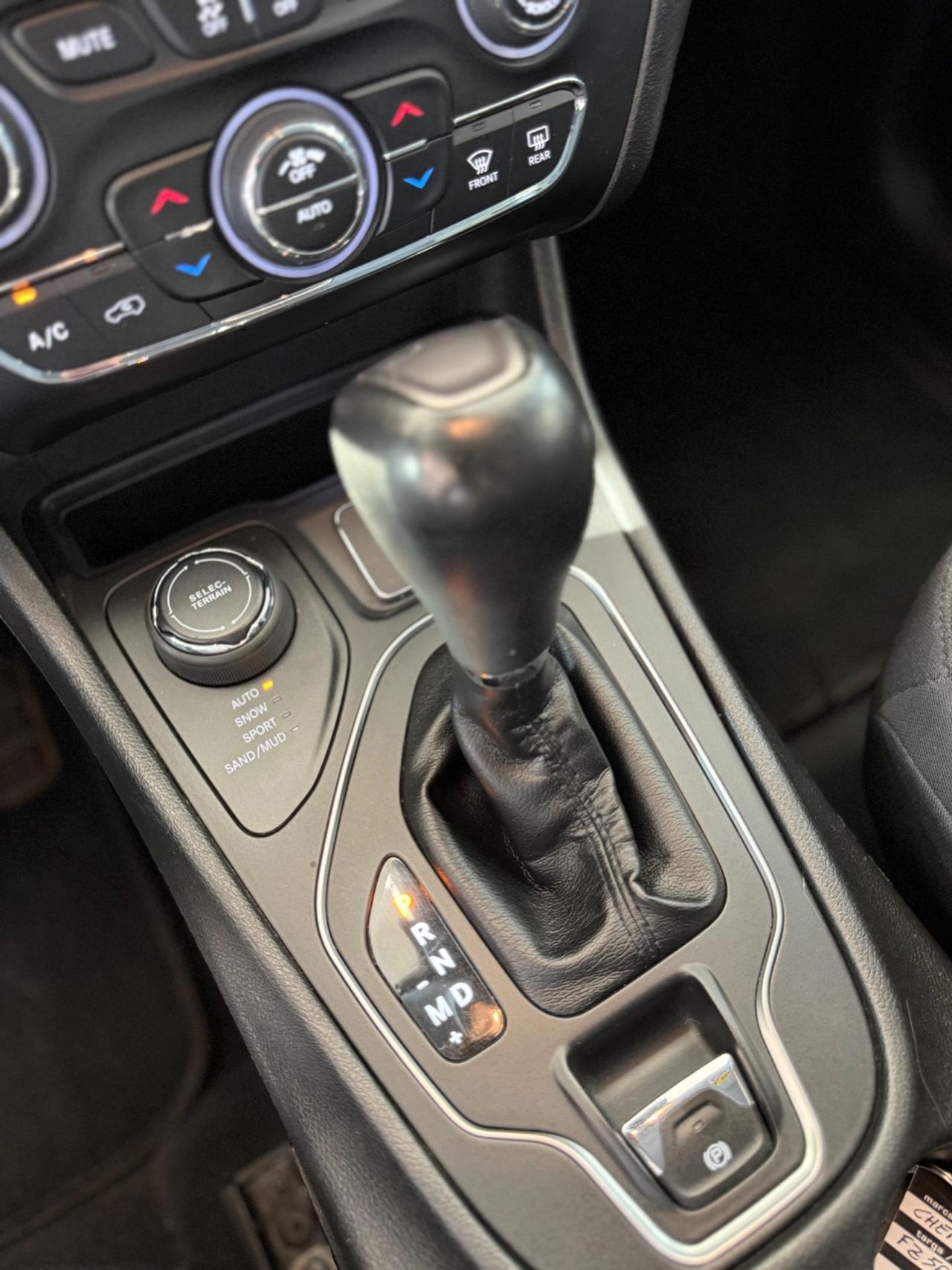Jeep Cherokee 2.2 Mjt AWD 194CV Active Drive II Overland 11/2019 EURO 6B