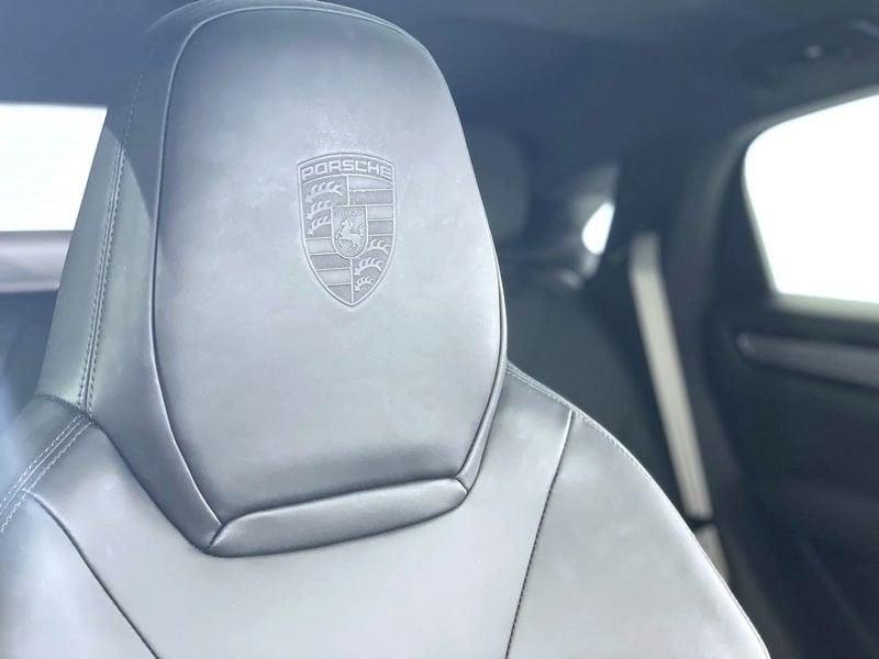 Porsche Cayenne Coupè 3.0 V6 E-Hybrid Platinum Edition