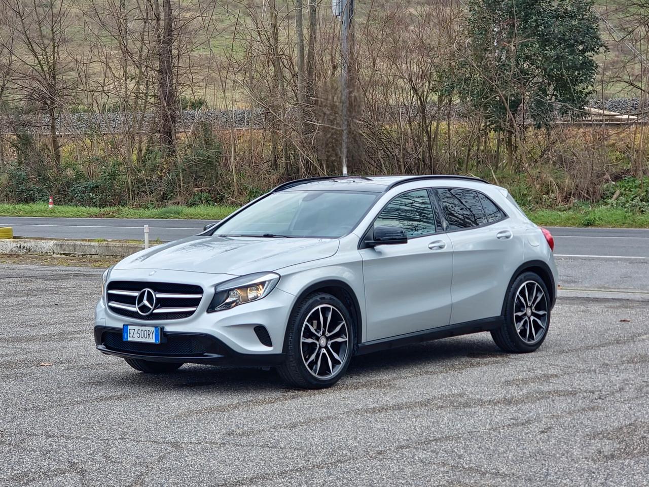 Mercedes-benz GLA 200 GLA 200 CDI Automatic Premium 2015-E6